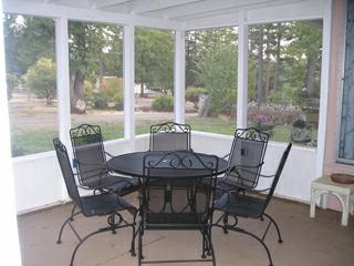 Patio and Porch Screens with Quarter Round Molding